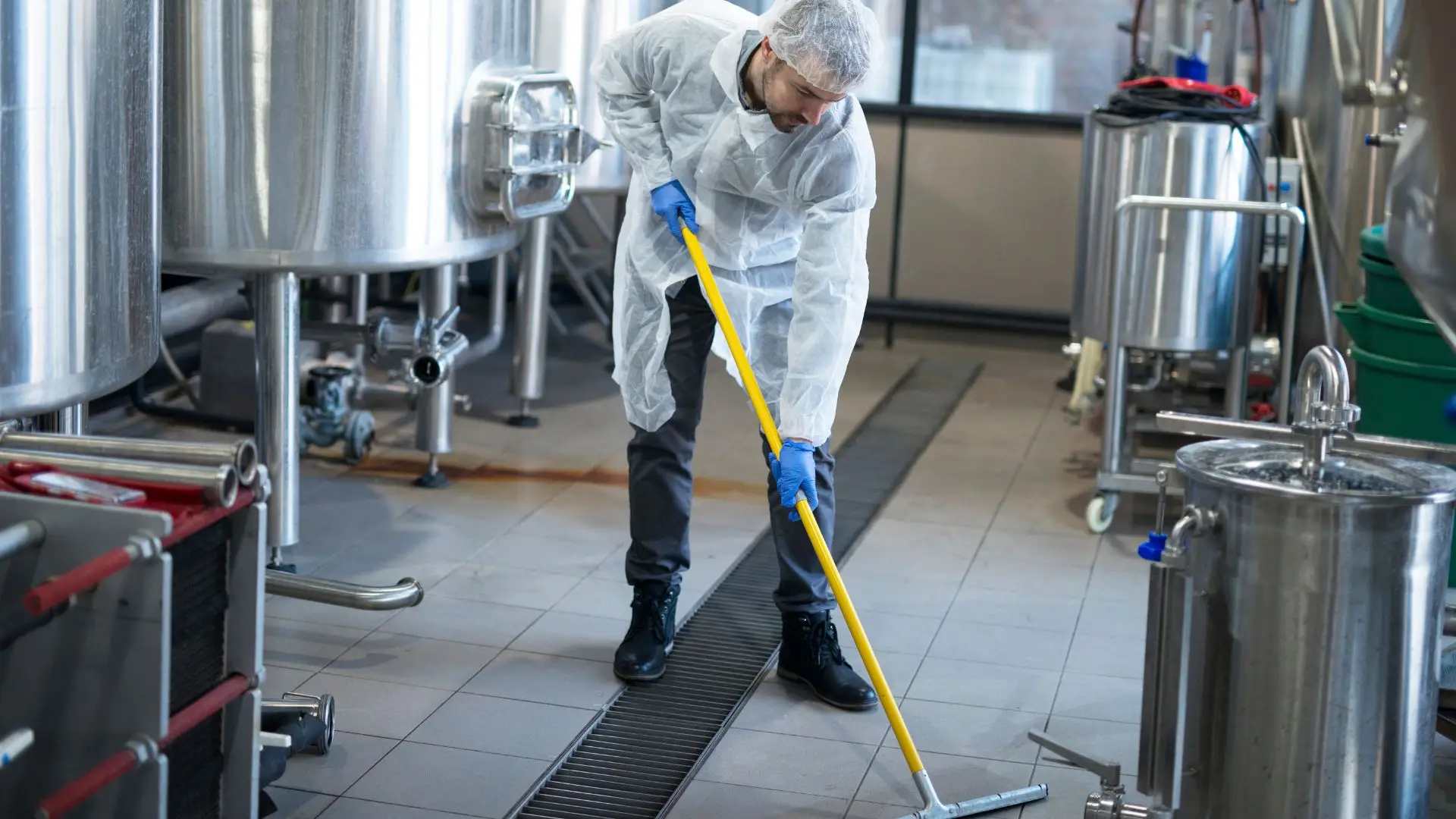 industrial cleaning in langley essential cleaning practices for food manufacturing facilities